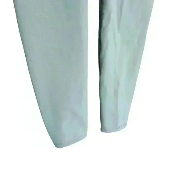 Spanx Light Green Leggings - Picture 3 of 7